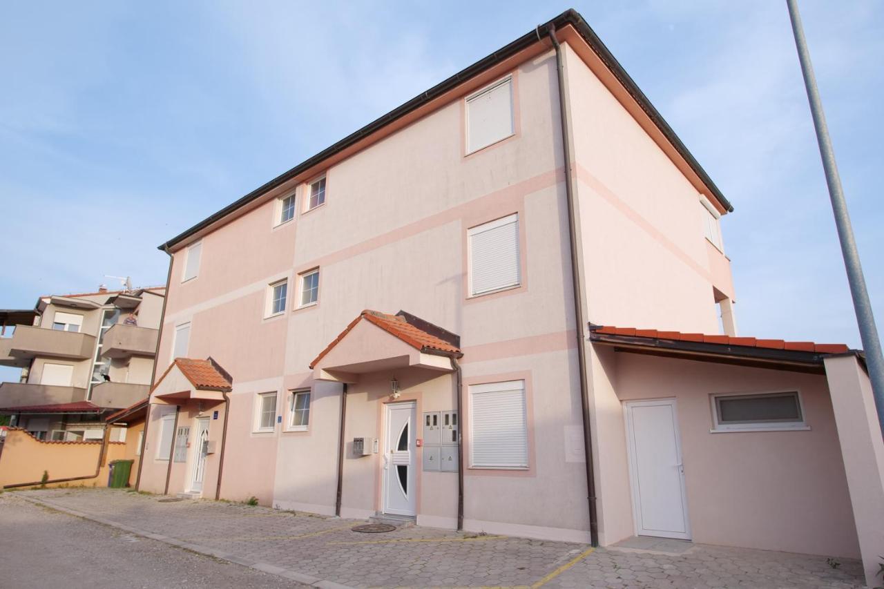 Luka Apartment Медулин Екстериор снимка